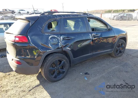 2018 Jeep Cherokee Latitude 4X4 z USA, uszkodzony, nr VIN 1C4PJMCX2JD603604